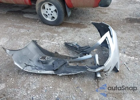 2011 Toyota Camry Xle z USA, uszkodzony, nr VIN 4T4BF3EK1BR175079